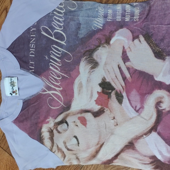 🌹Sleeping Beauty Tee - Picture 2 of 12